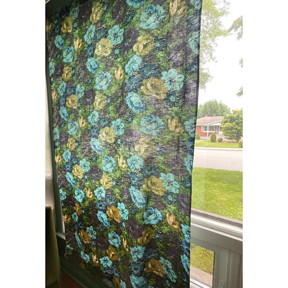 Vintage 60s curtain, large blue, green, purple flowers, floral single panel - Picture 2 of 10